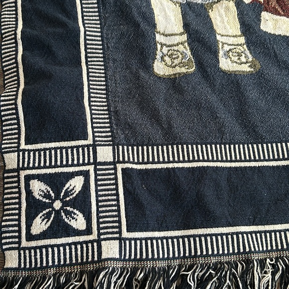 Vintage Tapestry Throw Blanket - Picture 7 of 8